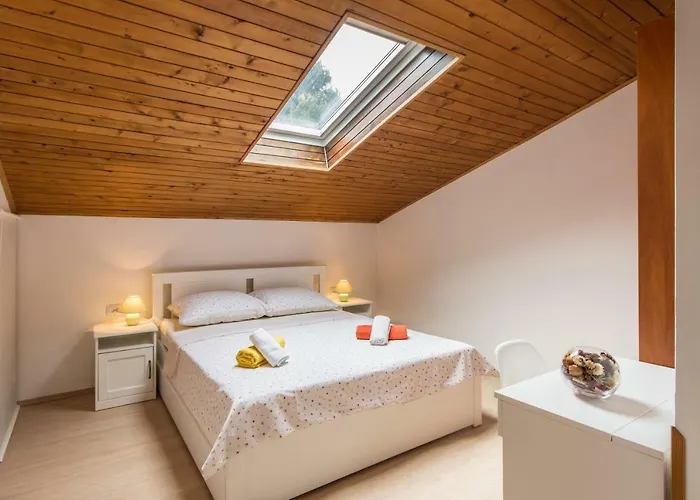 Piccola Pineta Apartment *